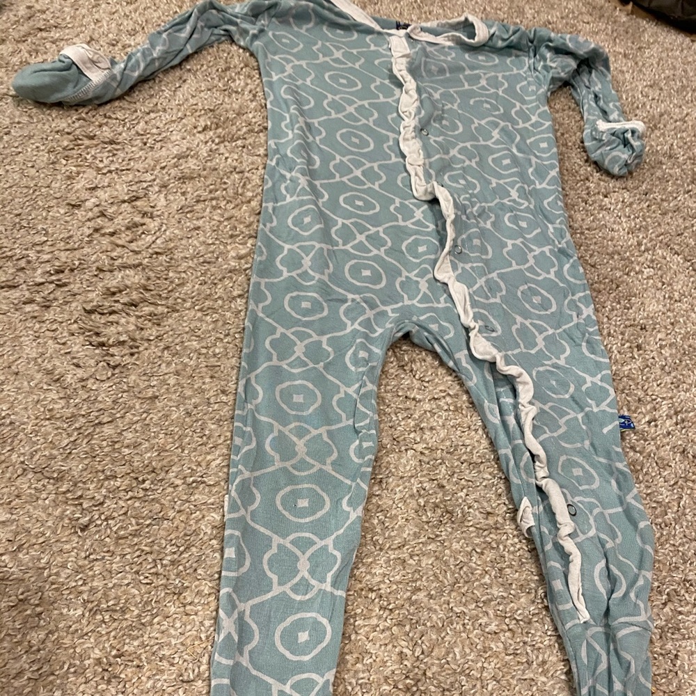 Kickee Pants Lattice ruffle footie.  Size 3T.